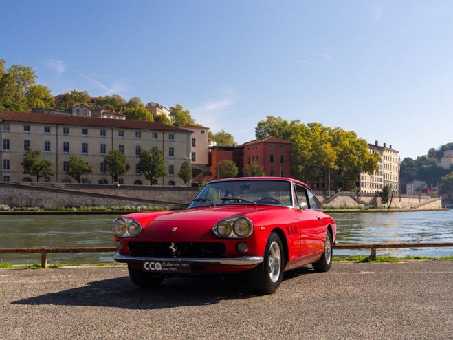 Ferrari 330 1965 ? GT 2 2 rouge de 