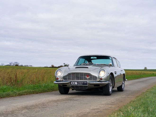 Aston martin DB6 1966 ? Vantage gris de 1966