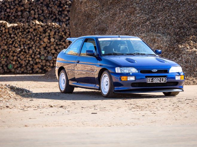 Ford Escort 1993 ? RS Cosworth bleu de 1993
