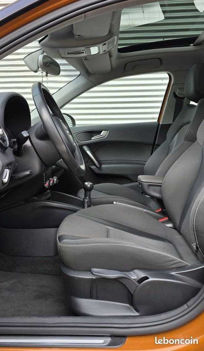Audi A1 2.0 TDI AMBIANTE 143cv Toit ouvrant  de 2013