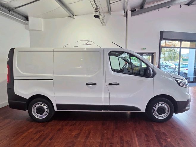 Renault Trafic III FG L1H1 2T8 2.0 BLUE DCI 130CH CONFO Blanc de 2023