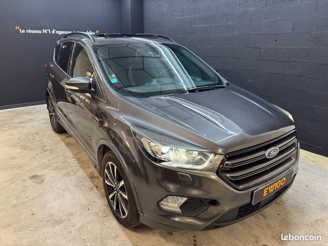 Cliquer pour voir la photo suivante Ford Kuga 2.0 tdci 180 st line 4x4 powershift toit Gris de 2017