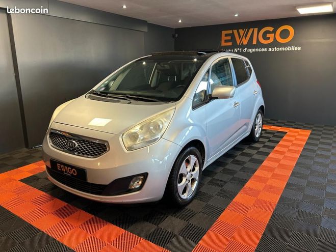 Kia Venga 1.6 125 PREMIUM BVA   TOIT OUVRANT 2ME  Gris de 2010