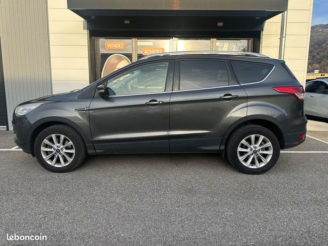Ford Kuga 2.0 tdci 150ch titanium 4x2 toit ouvrant Gris de 2016