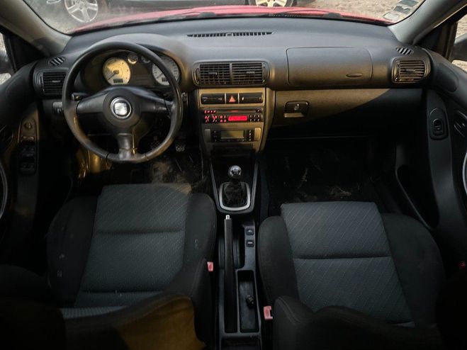 Seat Leon 1.9 TDi 150cv Sport FR 3me Main Rouge de 2004