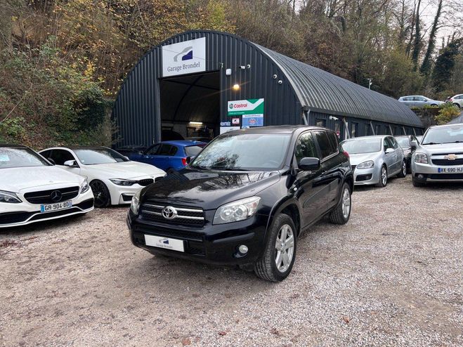 Toyota RAV 4 2.2D 177cv 4x4 2me main Noir de 2007
