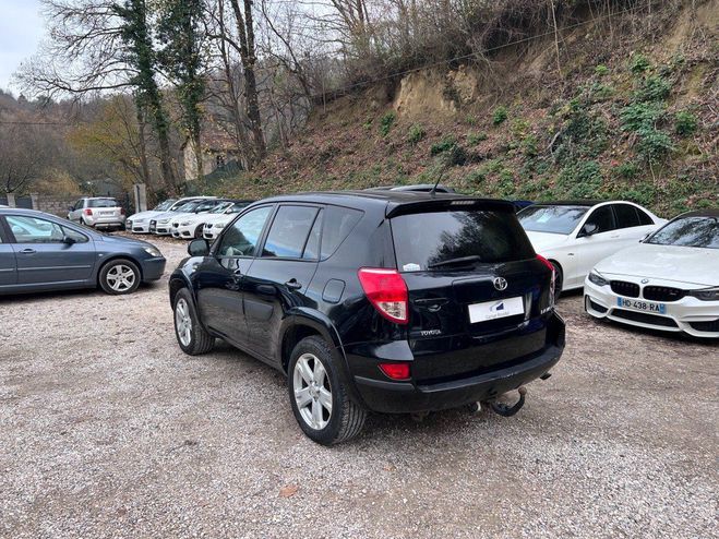 Toyota RAV 4 2.2D 177cv 4x4 2me main Noir de 2007