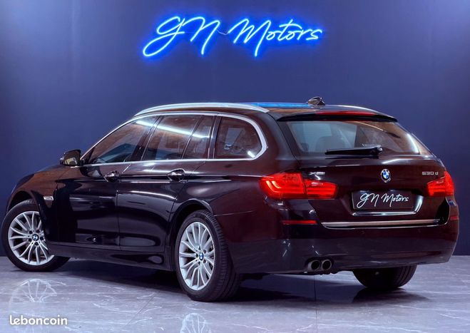 BMW Serie 5 Touring (f11) 530d a xdrive 258 luxury 5 Noir de 2015