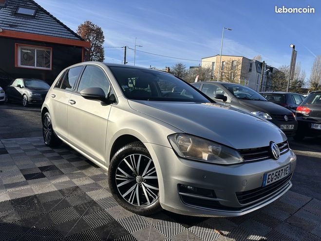 Volkswagen Golf VII 1.6 TDI 110CH BLUEMOTION TECHNOLOGY  Gris de 2016