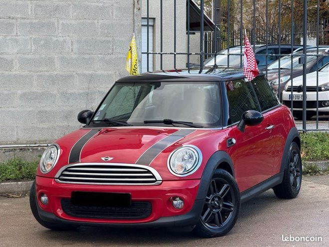 Cliquer pour voir la photo suivante Mini One Cooper LCI 1.6i 122CV Année 09-2011 115. Rouge de 2011