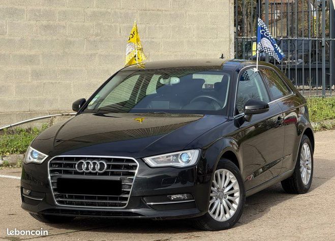 Cliquer pour voir la photo suivante Audi A3 2.0 TDi 150CV AMBIENTE Année 03-2015 67. Noir de 2015