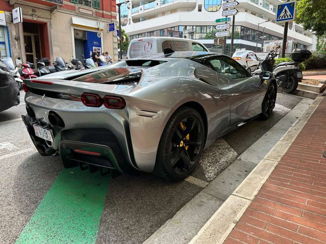 Ferrari SF90 Stradale 4.0 V8 780 ch PHEV Gris de 2022