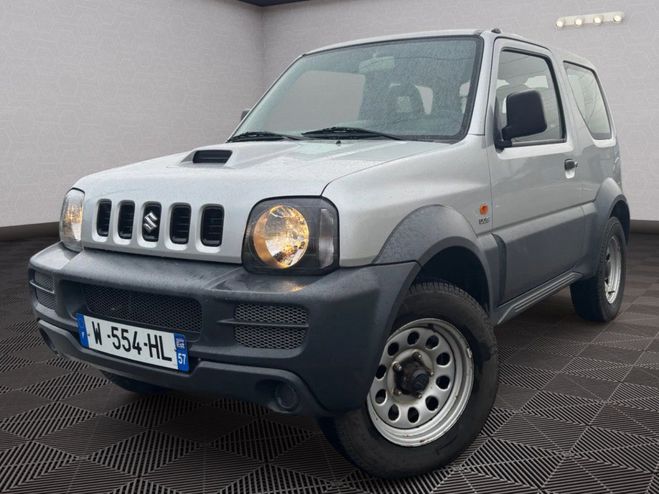 Cliquer pour voir la photo suivante Suzuki Jimny 1.5 DDiS 86 ch JLX Gris de 2009