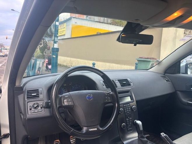 Volvo C30 1.6 D 110CH R-DESIGN BLANC de 2010