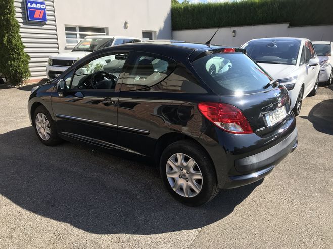 Peugeot 207 1.4 ESENCE 2014  de 2014