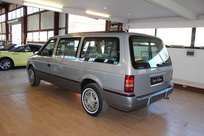 Chrysler Grand Voyager V6 3.3 LE LIGY SILVER FERN de 1992