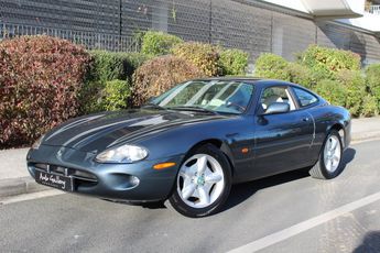  Voir détails -Jaguar XK8 COUPE 4.0 CLASSIC à Bordeaux (33)