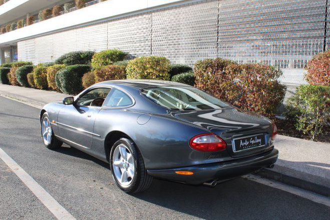 Jaguar XK8 COUPE 4.0 CLASSIC GRIS TITANIUM de 1998