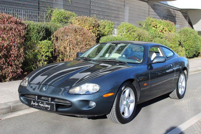 Jaguar XK8 COUPE 4.0 CLASSIC GRIS TITANIUM de 1998