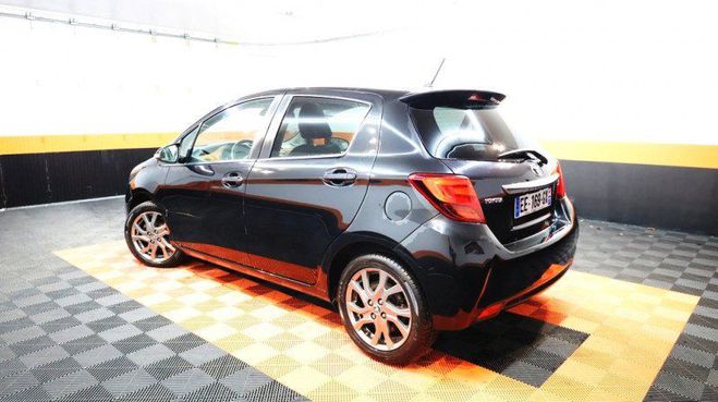 Toyota Yaris 100 VVT-I LOUNGE 5P Noir de 2016