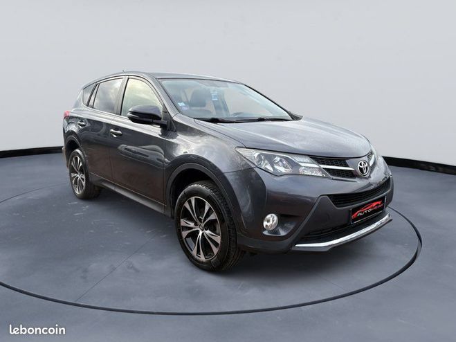 Toyota RAV 4 4 VVTI 151 CH LOUNGE MOTEUR A CHANE 2WD Autre de 2015