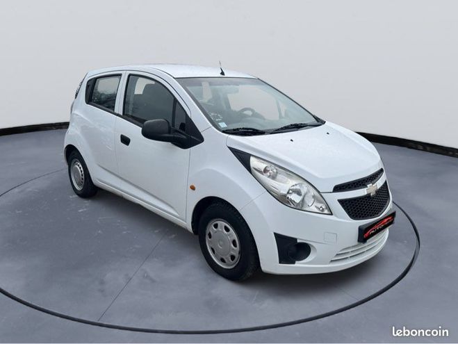 Chevrolet Spark 1.0 68 CH Blanc de 2011