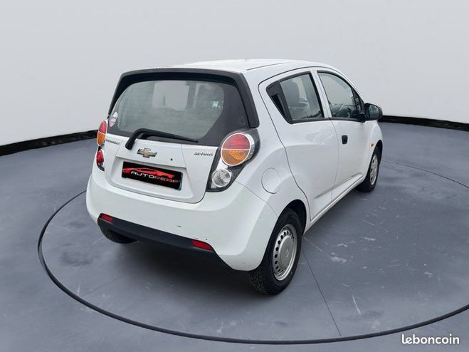 Chevrolet Spark 1.0 68 CH Blanc de 2011