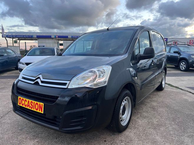 Cliquer pour voir la photo suivante Citroen Berlingo 1,6 HDI 100CH / PAS DE TVA Gris Foncé de 2016