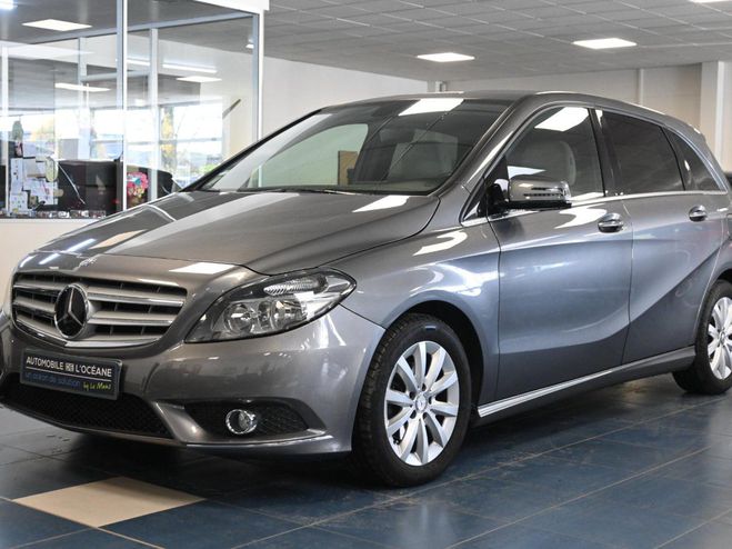 Mercedes Classe B 180 BlueEFFICIENCY Design 7-G DCT A Gris de 2012
