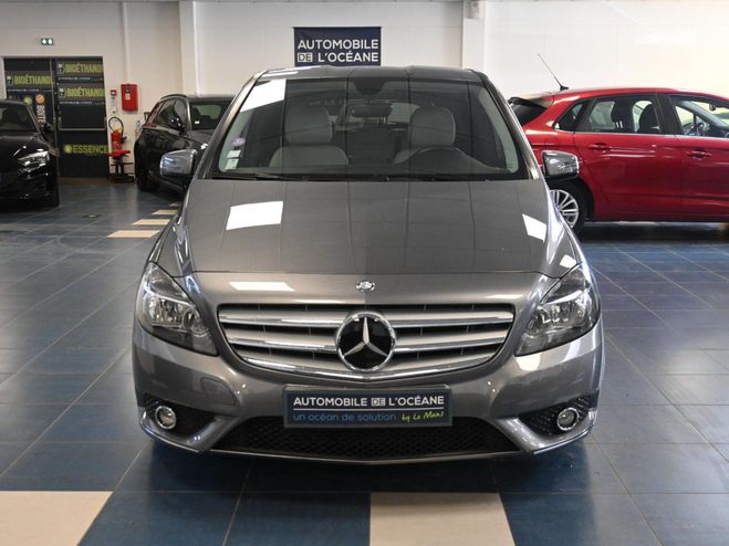 Mercedes Classe B 180 BlueEFFICIENCY Design 7-G DCT A Gris de 2012