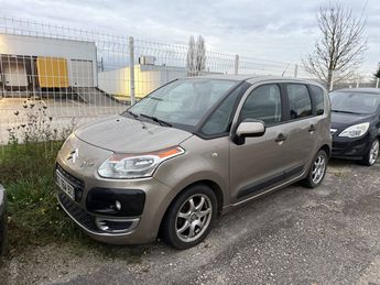  Voir détails -Citroen C3 Picasso 1.6 HDi 90 FAP Attraction à Longvic (21)