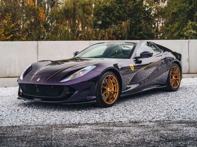 Cliquer pour voir la photo suivante Ferrari 812 Superfast GTS Atelier- Viola Hong Kong Carbon VAT Mauve Métallisé de