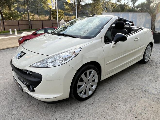 Peugeot 207 CC 1.6 HDi 16V FAP - 110 COUPE CABRIOLET BEIGE FONCE de 2008