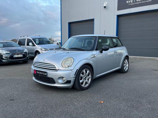 Cliquer pour voir la photo suivante Mini One 1.6i 122CH R56 LCI COUPE Cooper PHASE 2 GRIS CLAIR de 2010