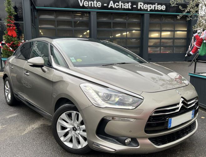 Cliquer pour voir la photo suivante Citroen DS5 EXECUTIVE 2.0 HDI 180 Cv BOITE AUTO CUIR Beige de 2014