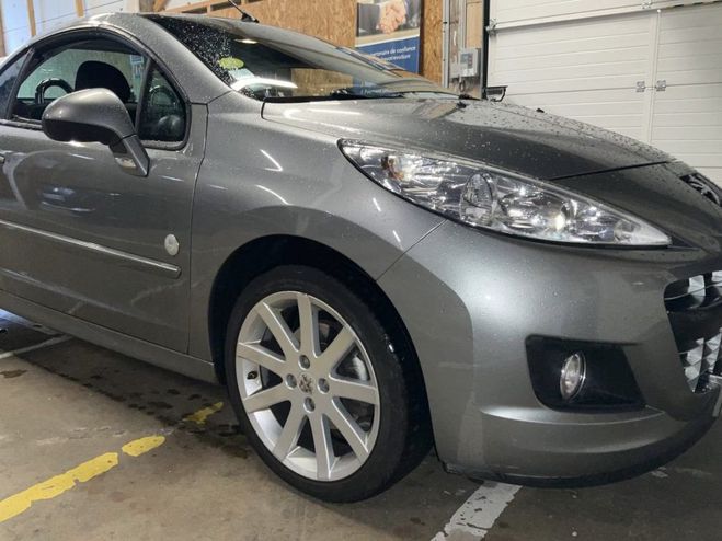 Peugeot 207 CC CABRIOLET PHASE 2 ROLAND GARROS 1.6 H Gris de 2010