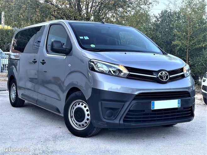 Toyota Proace Combi MEDIUM 1.5 120 D-4D DYNAMIC RC21 Gris de 2021