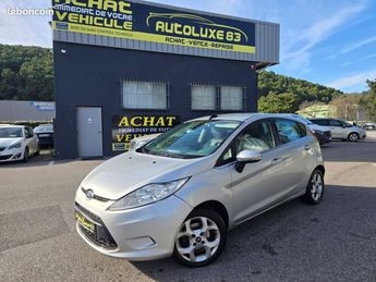  Voir détails -Ford Fiesta 1.4 tdci 70 cv garantie à Draguignan (83)