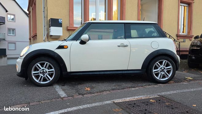 Mini One 1.6 120 cooper bluetooth sieges chauffan Beige de 2012