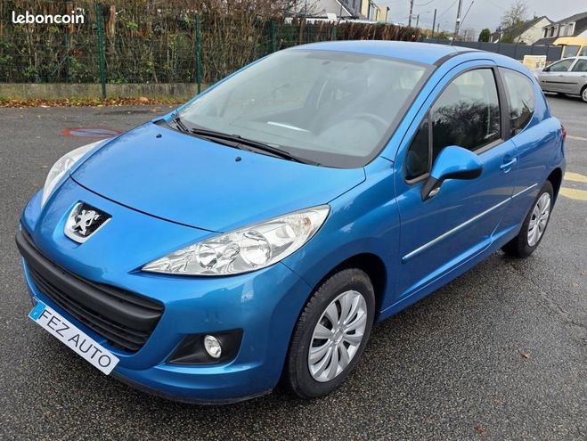 Peugeot 207 Filou 1.4 ESSENCE 75CH Bleu de 2013