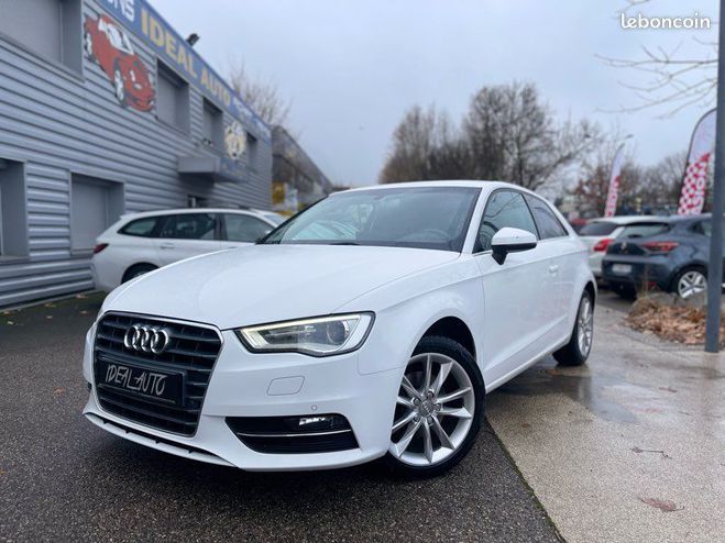 Audi A3 2.0 TDI 150ch Ambition Luxe GPS LED Driv Blanc de 2016