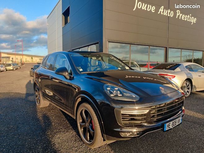 Porsche Cayenne turbo Noir de 2015