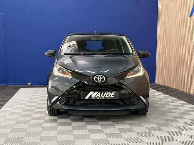 Toyota Aygo 1.0 VVT-i 69 CH x-play GRIS de 2018