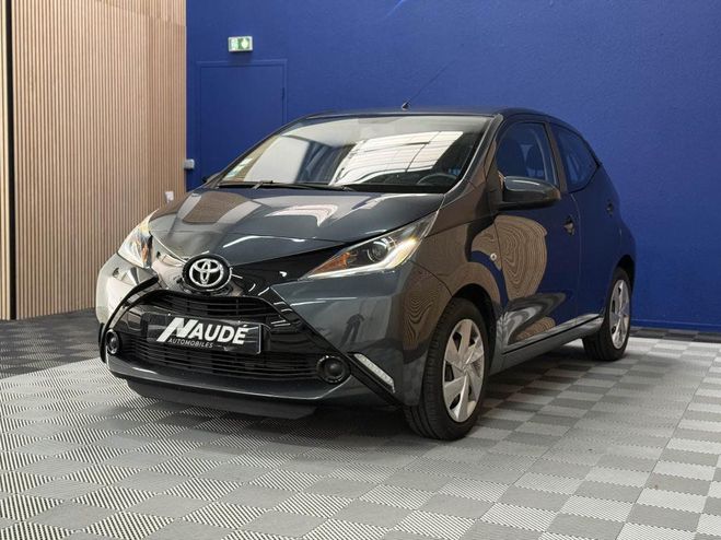 Toyota Aygo 1.0 VVT-i 69 CH x-play GRIS de 2018