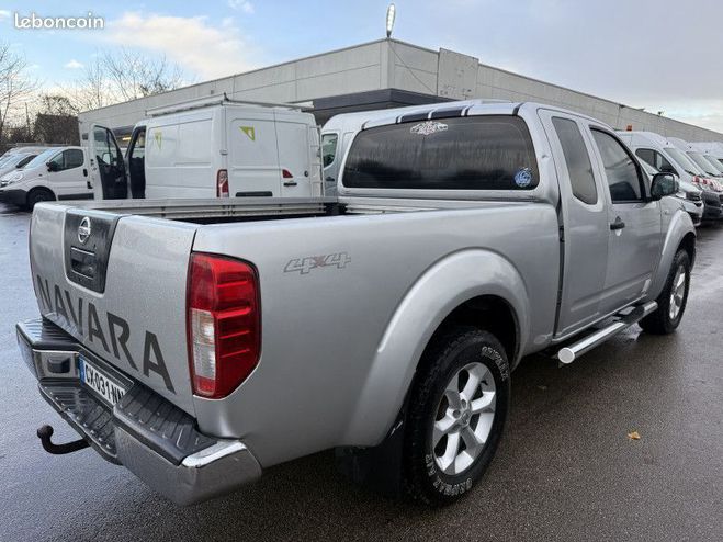 Nissan Navara 2.5 DCI 174CH KING-CAB CONFORT Gris de 2006