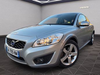  Voir détails -Volvo C30 2.0 D3 136 CV BVA GEARTRONIC MOMENTUM à Uckange (57)