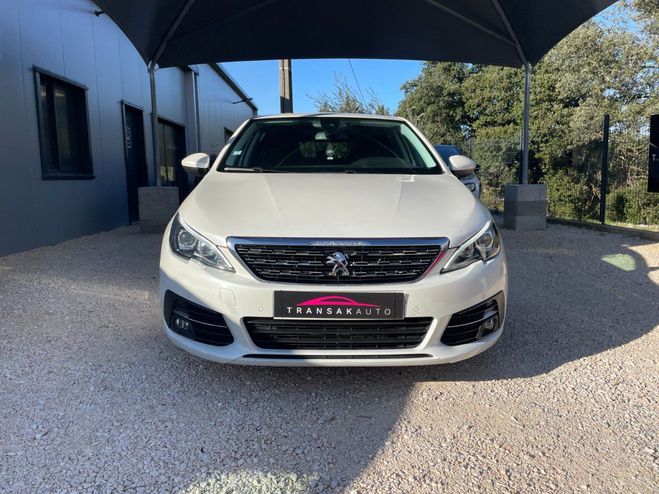 Peugeot 308 1.2 e-THP 110ch SS BVM5 Allure / Distrib Blanc de 2018