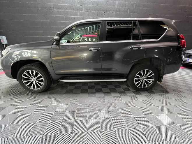 Toyota Land Cruiser 177 D-4D BVA Lounge Gris de 2017