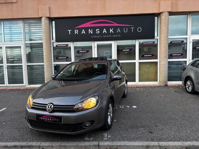 Cliquer pour voir la photo suivante Volkswagen Golf 1.6 TDI 105 FAP CR BlueMotion Confortlin Gris de 2011