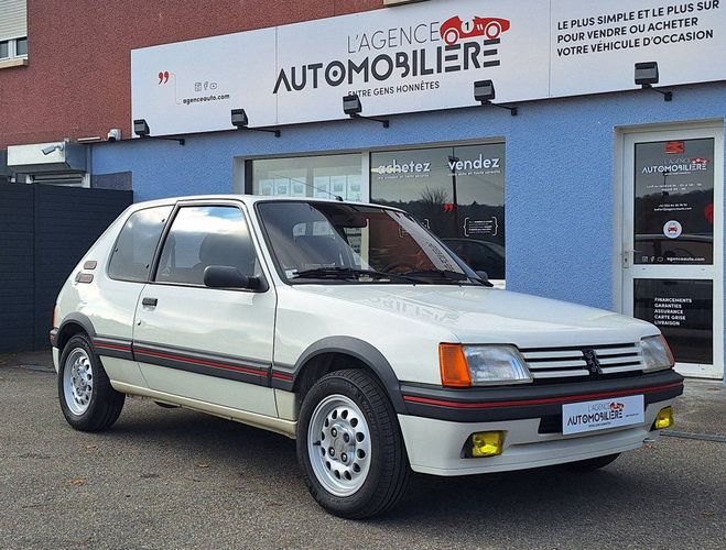 Peugeot 205 1.6 GTi 105 ch Blanc de 1985